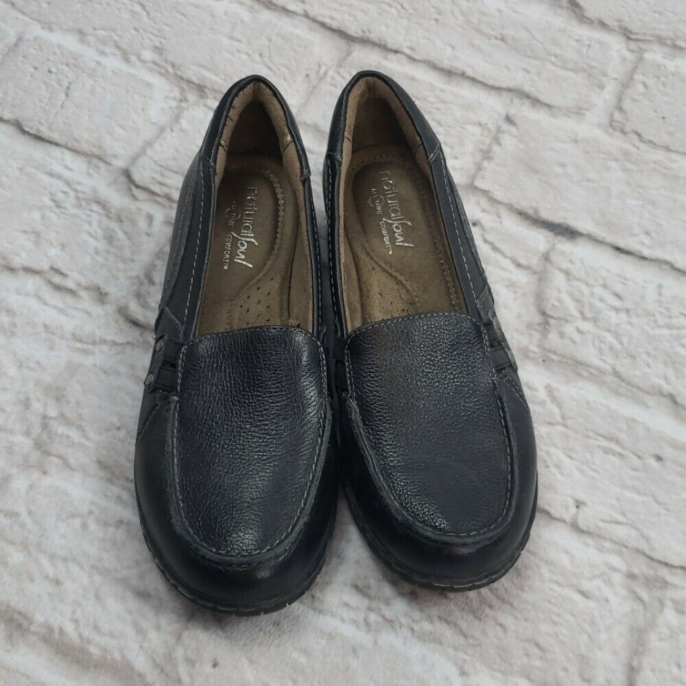 Natural Soul  Black Leather Loafer size 6.5M